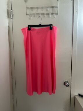 Women’s Hot neon Pink Midi Skirting